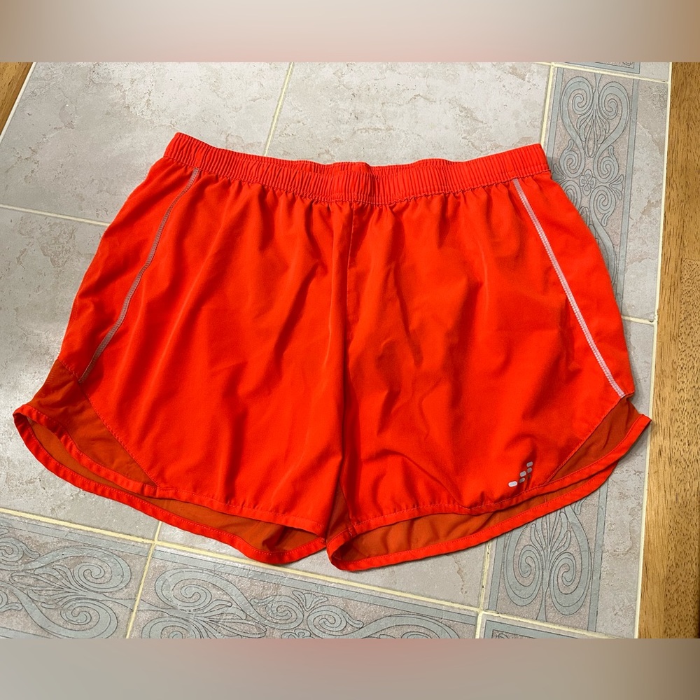 Athletic shorts